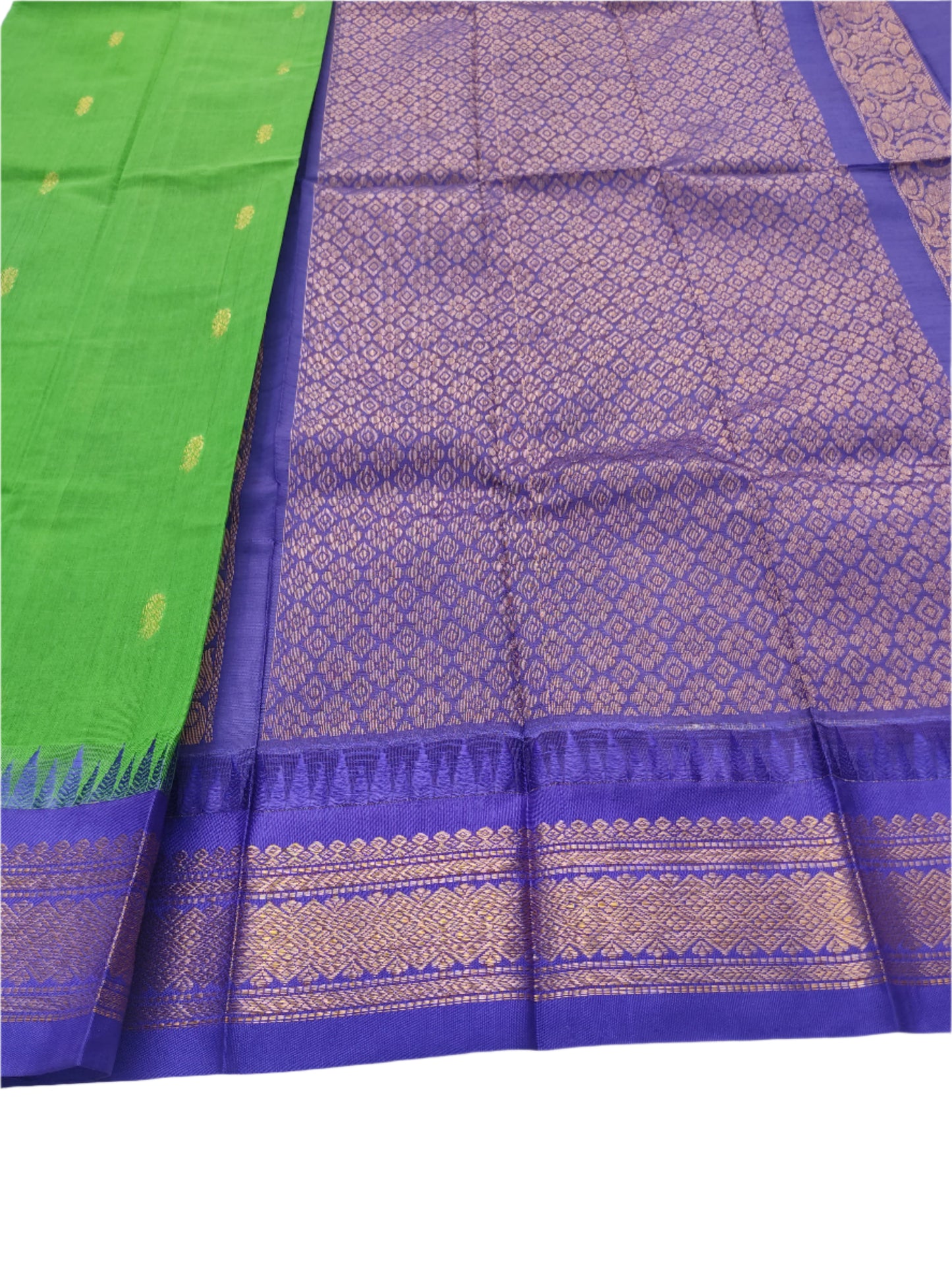 Gadwal Cotton Saree (no blouse)