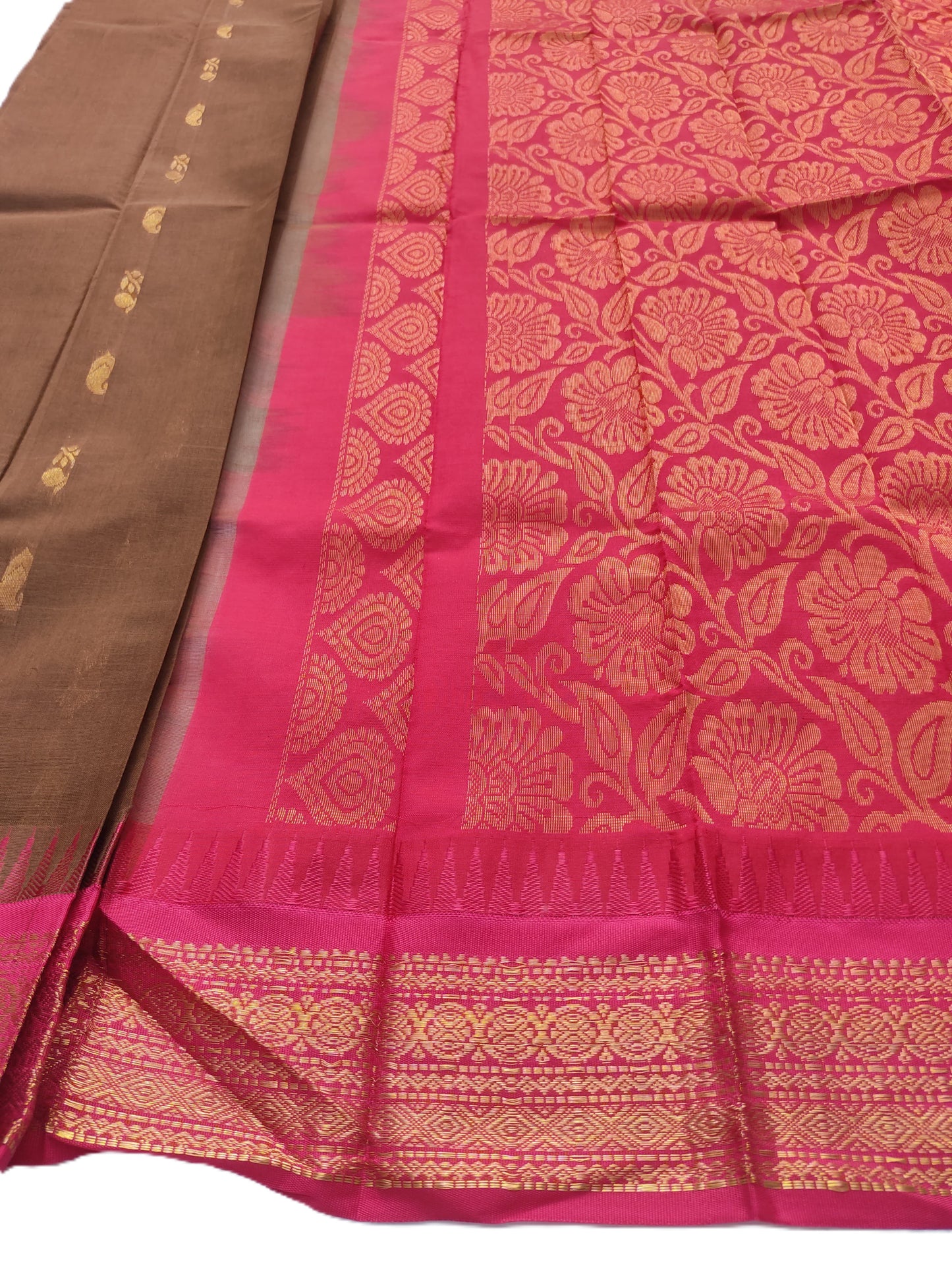 Gadwal Cotton Saree (no blouse)