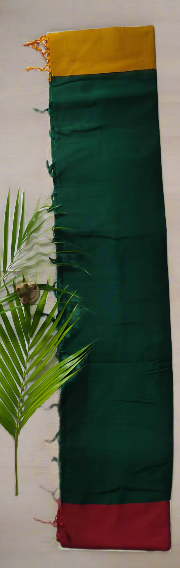 Plain Cotton Saree – Lightweight Handloom Saree for Office & Casual Wear