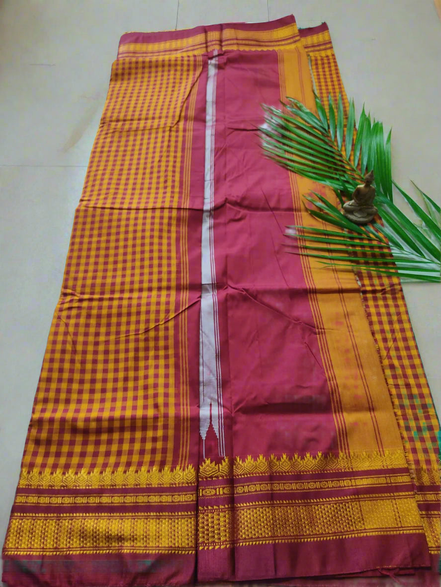 Cotton Saree with Checks Pattern – Handloom Saree for Daily & Office Wear