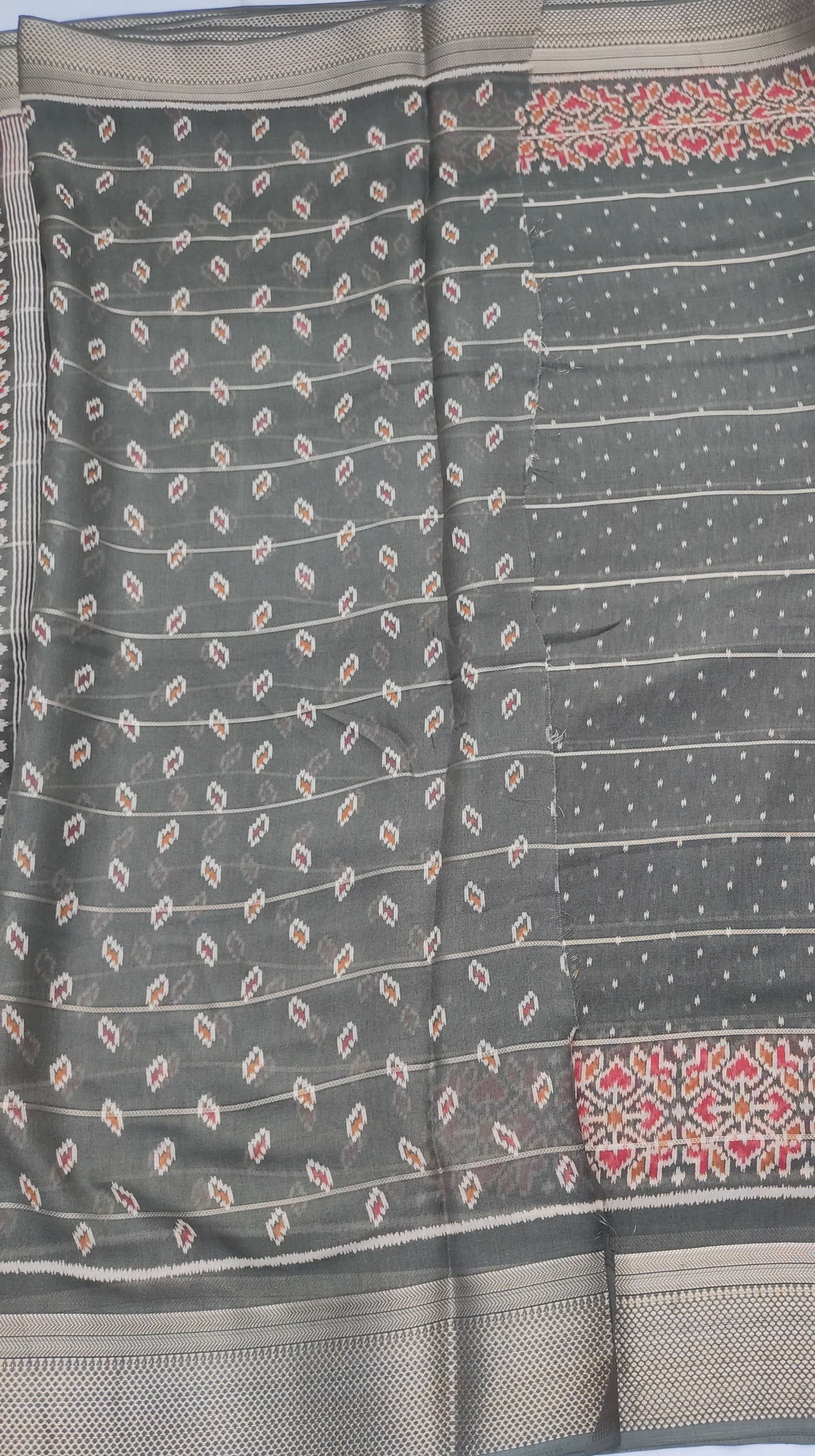 Synthetic printed saree