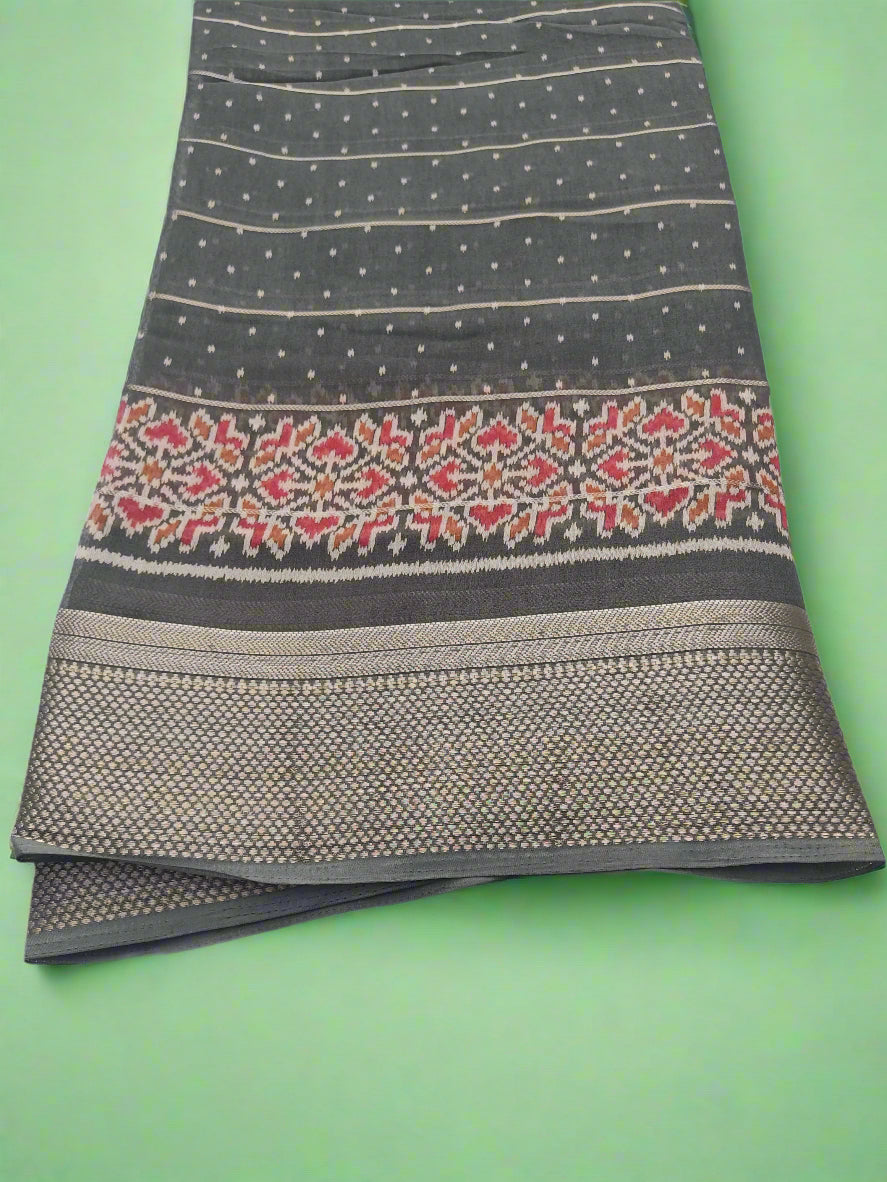 Synthetic printed saree
