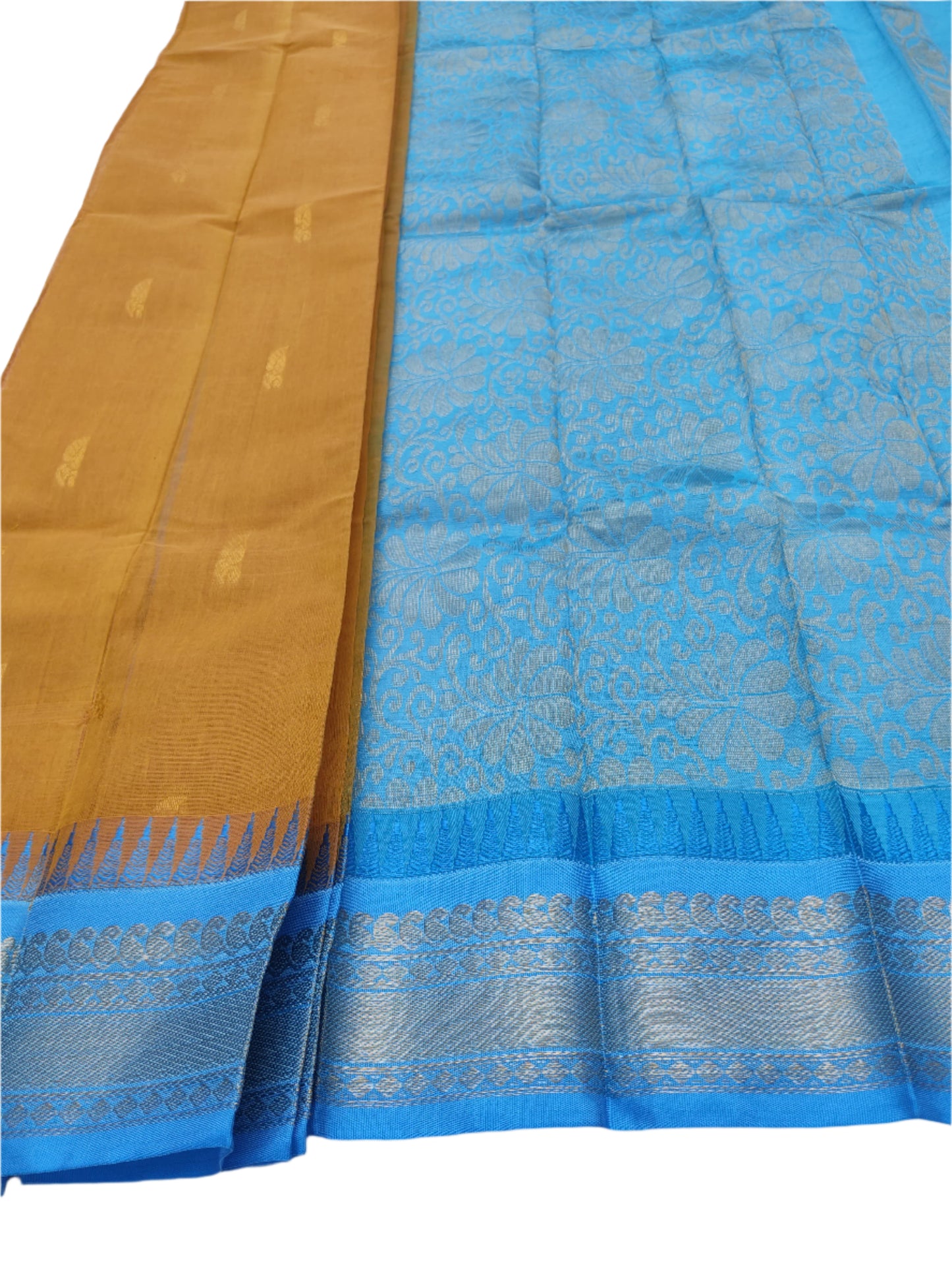 Gadwal Cotton Saree (no blouse)
