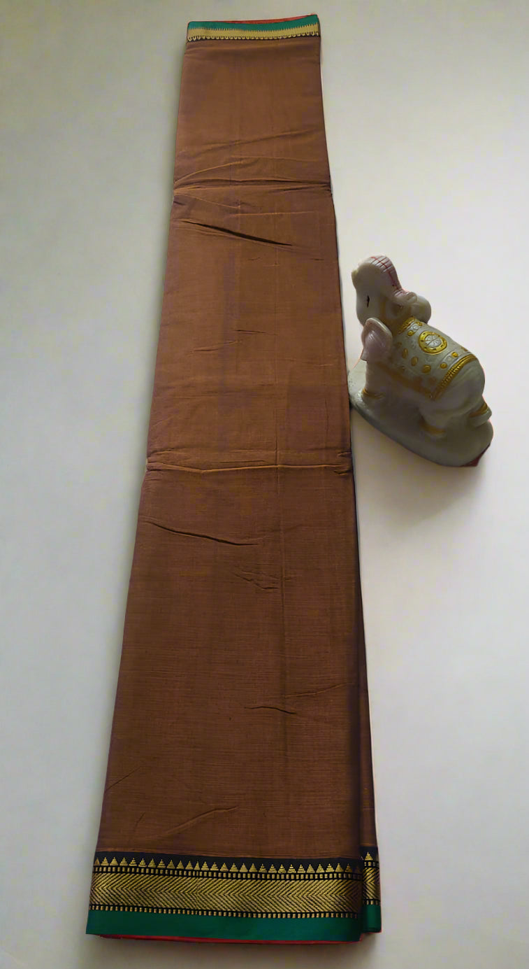 Narayanpet Cotton Saree – Plain Body with Gold Border